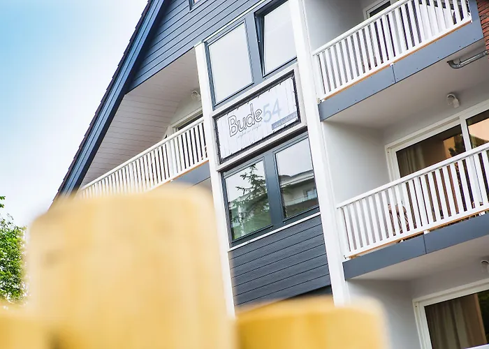Bude54 3*